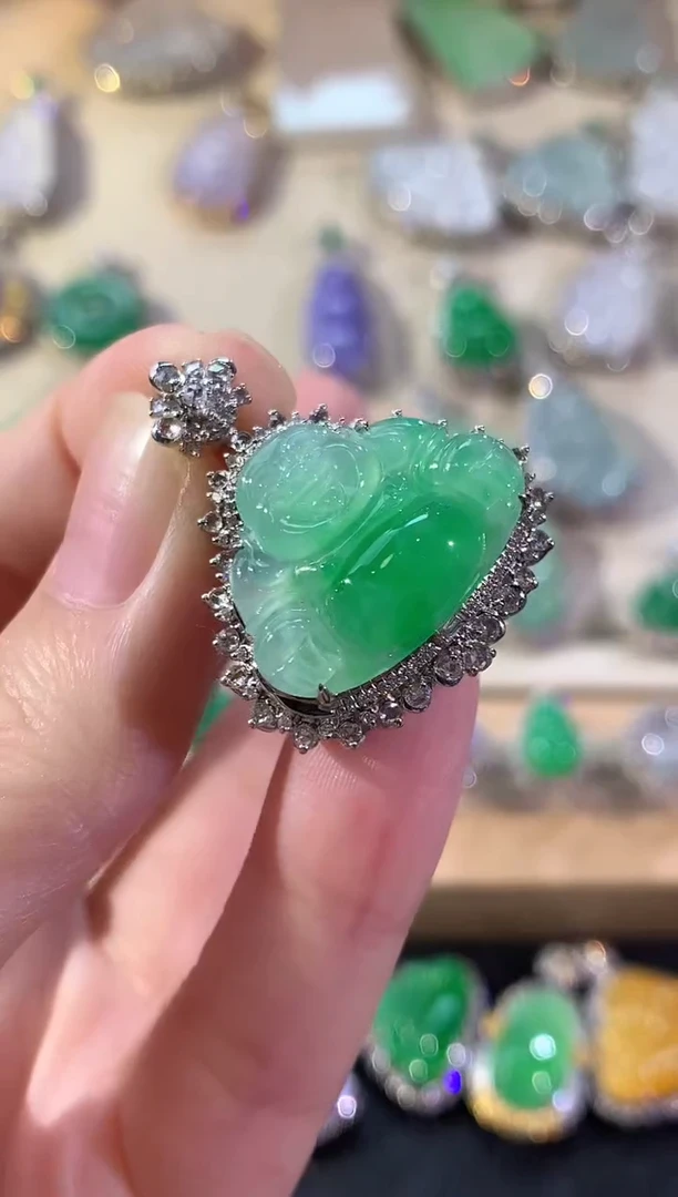 吊坠(不含链)18K金镶嵌翡翠冬日珠宝E117