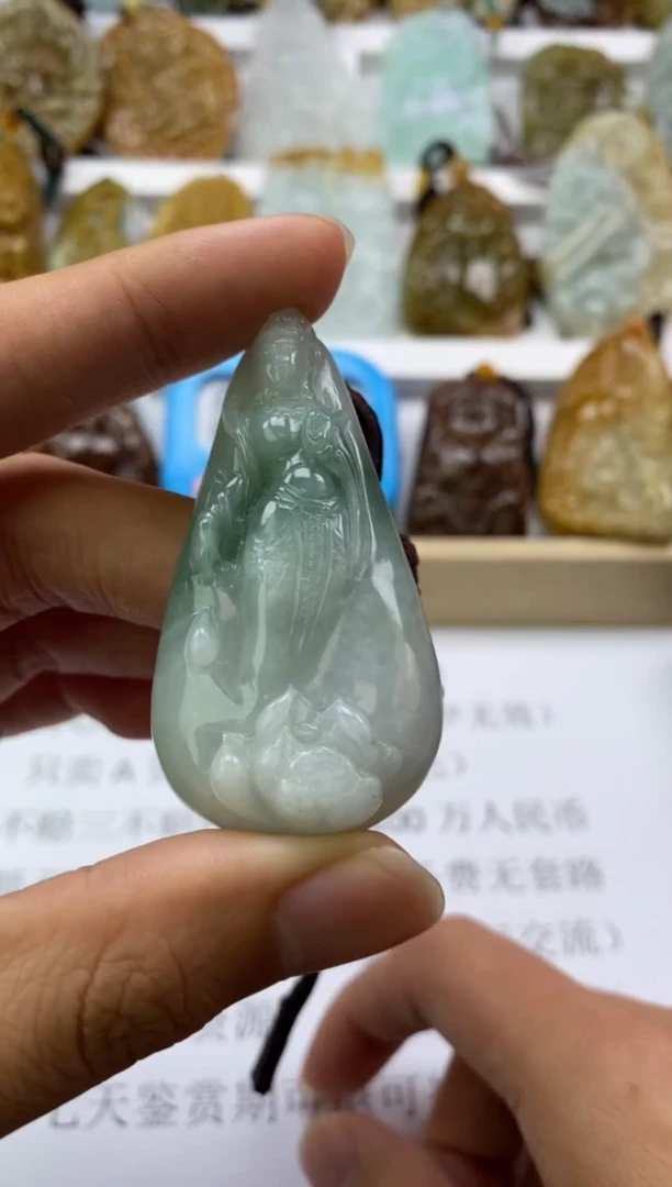 翡翠未镶嵌颈饰天然翡翠