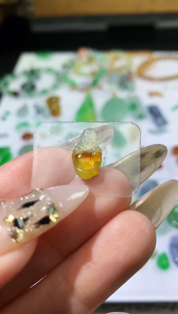 未镶嵌定制翡翠毛货