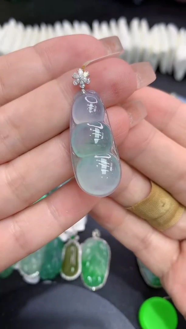 吊坠(不含链)18K金镶嵌翡翠1111111111111