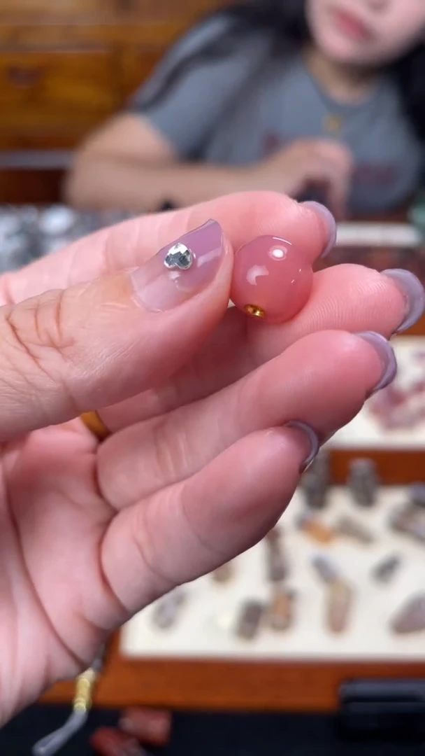 玛瑙/玉髓颈饰未镶嵌89精工粉糯老型单珠