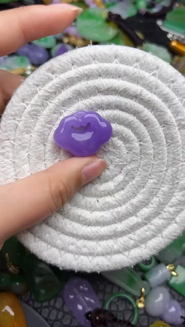 颈饰未镶嵌翡翠缅甸翡翠吊坠