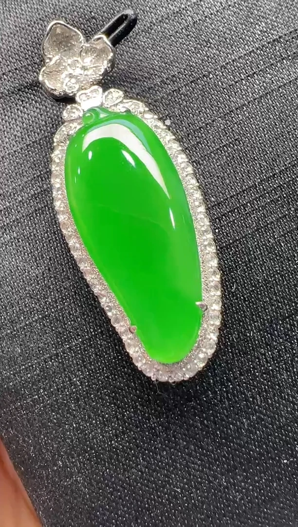 【闪购商品】翡翠吊坠(不含链)18K金镶嵌多样性团购发一件