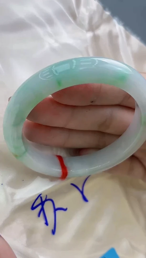 【闪购商品】翡翠手镯未镶嵌翡翠手镯