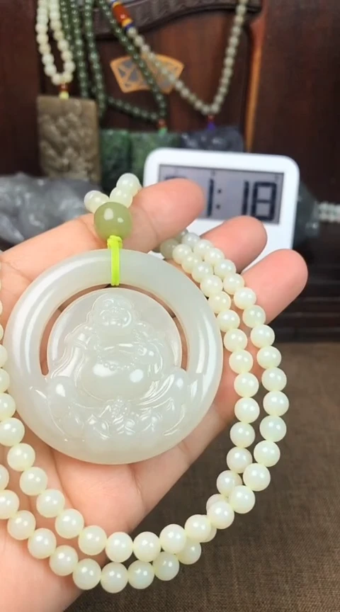 和田玉未镶嵌颈饰 李曙光王