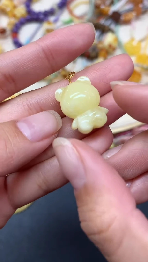 【闪购商品】蜜蜡裸石18K金镶嵌吊坠A326|399