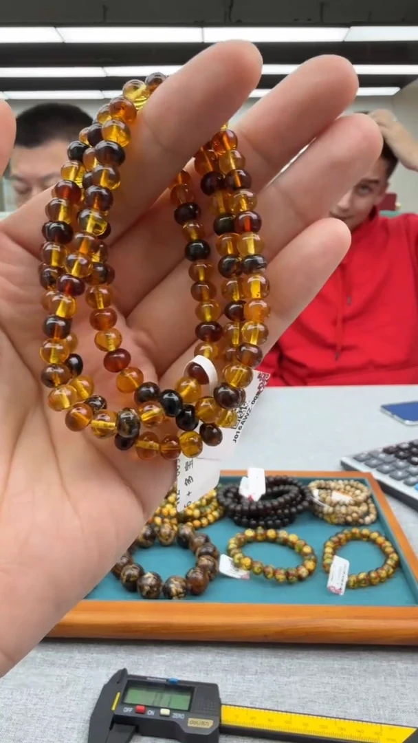 【闪购商品】琥珀颈饰未镶嵌446秒拍号