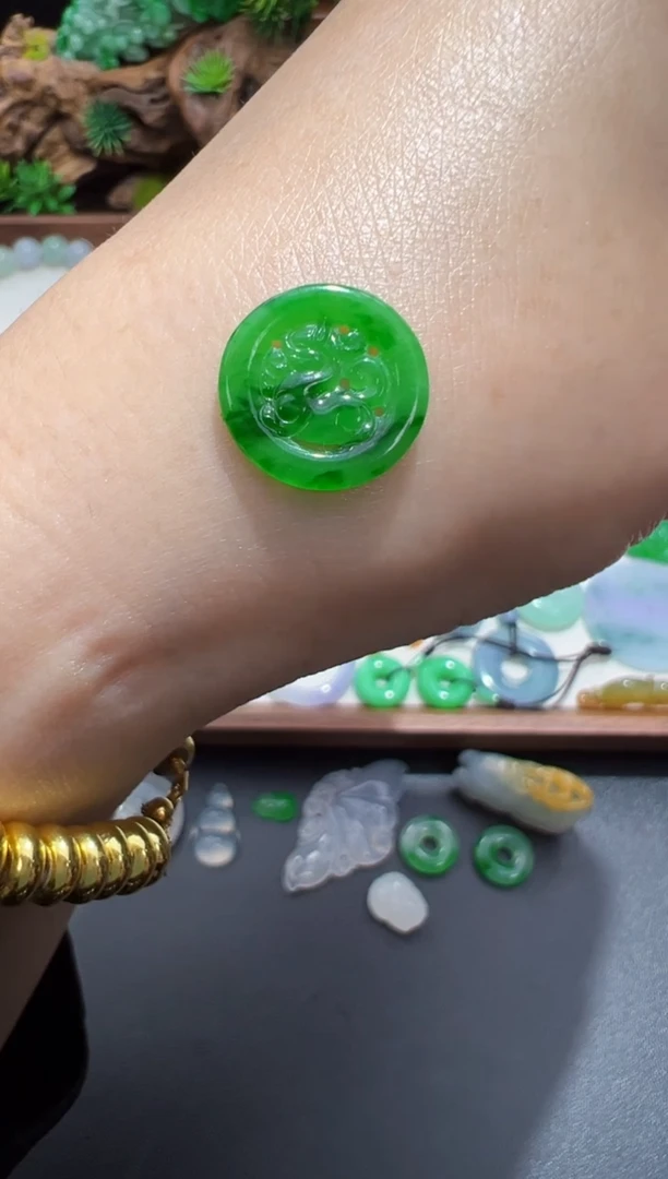 未镶嵌定制翡翠14.1*1.8仿古兽