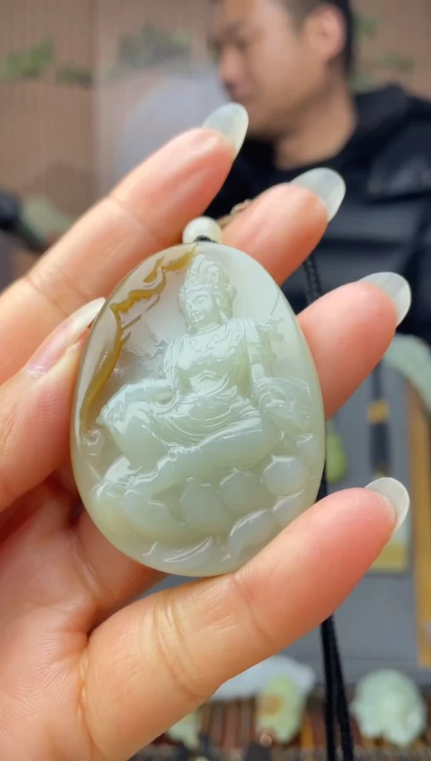 颈饰未镶嵌和田玉拍一发一