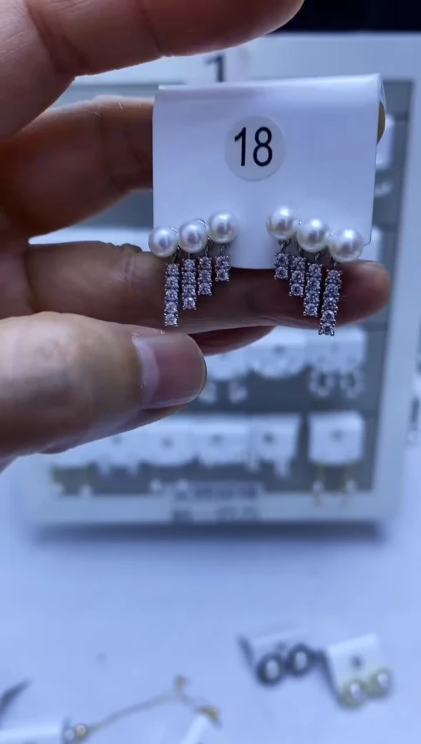 银S925镶嵌耳饰淡水珍珠18