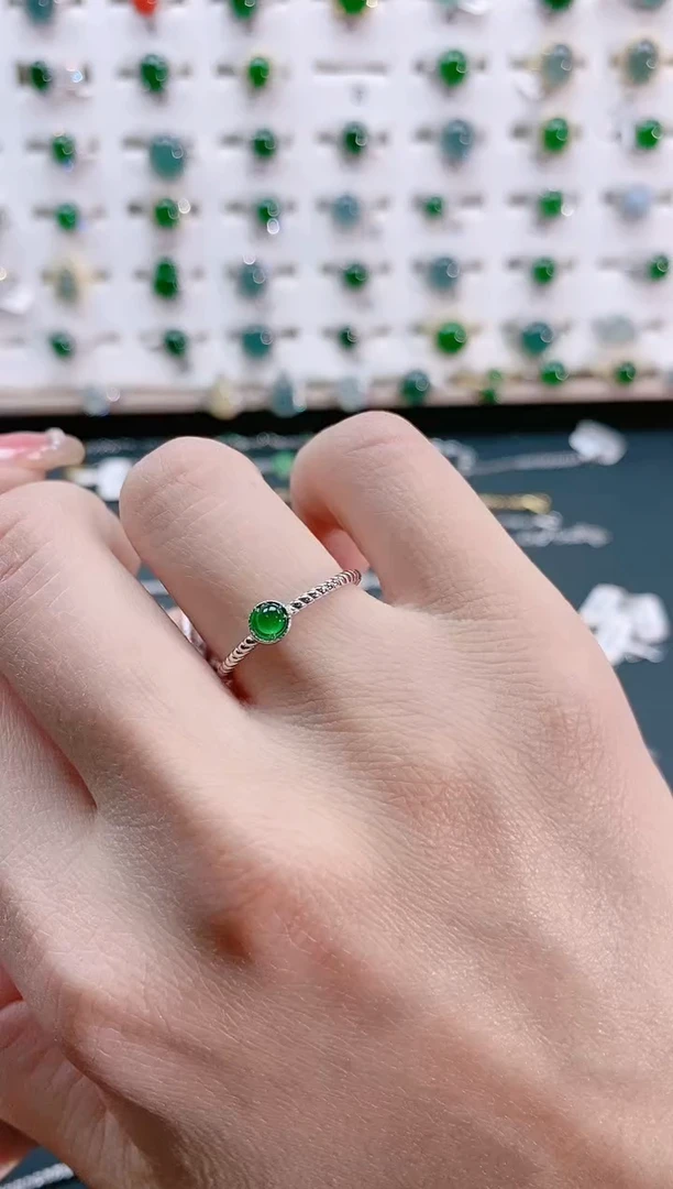 【闪购商品】翡翠戒指银S925镶嵌天然翡翠