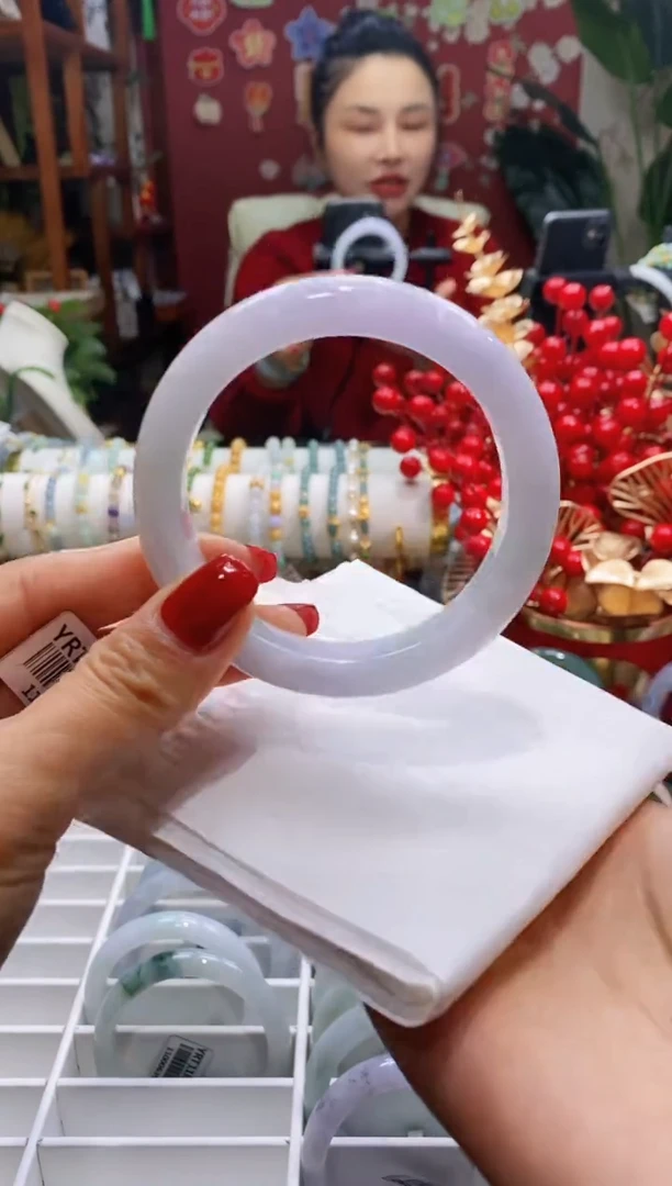 【闪购商品】翡翠手镯未镶嵌15半山水56-58/11.1*9.0