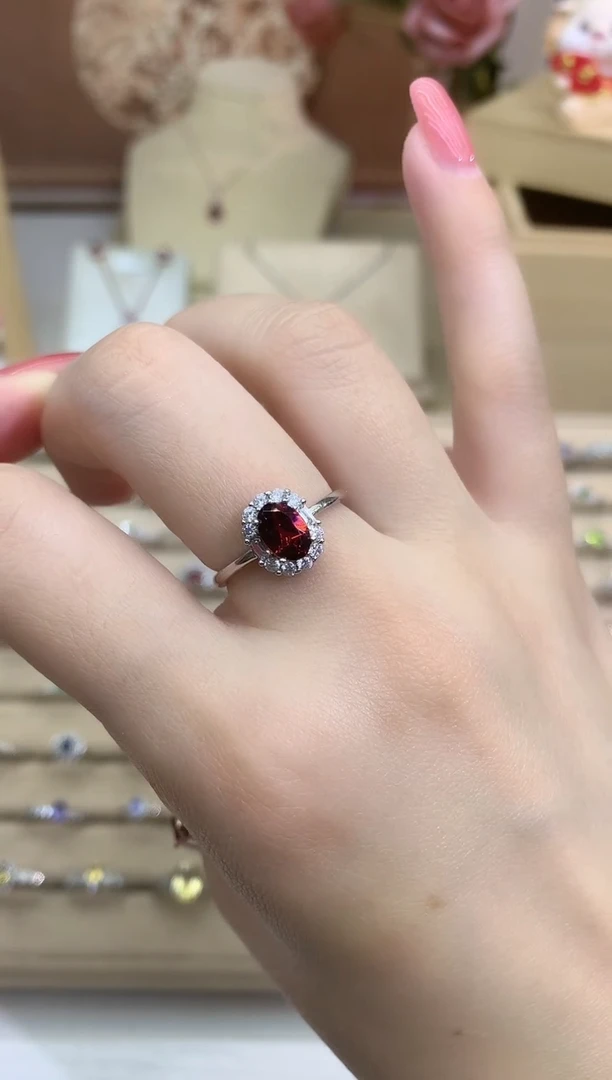 银S925镶嵌戒指石榴石石榴石