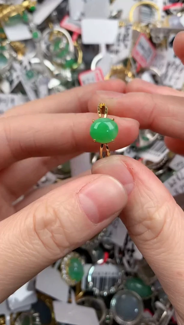 银S925镶嵌戒指翡翠777              7