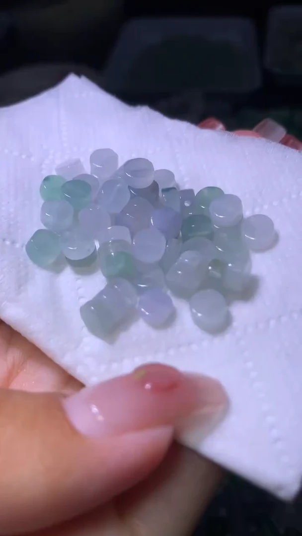 定制翡翠未镶嵌时**人MXX039082