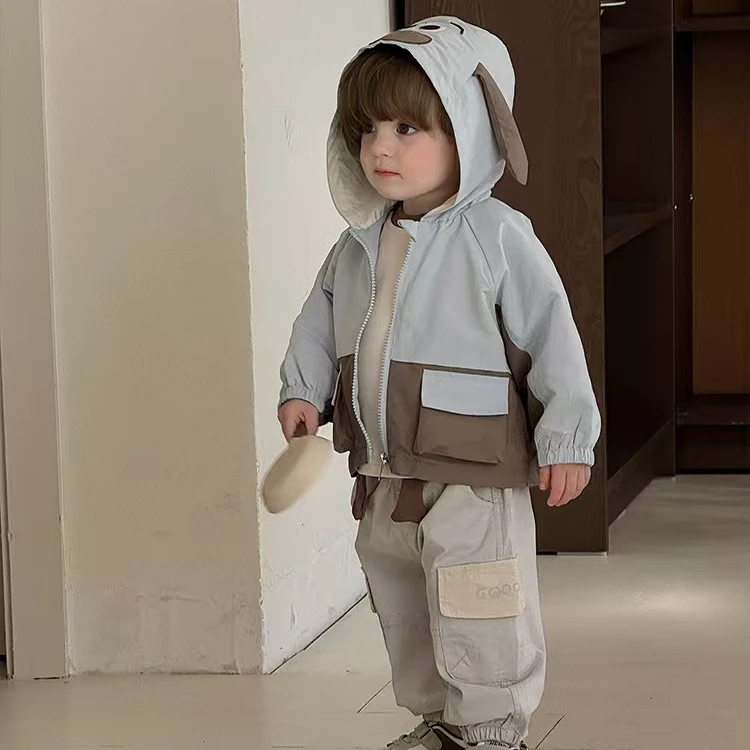 新款春装冲锋衣外套