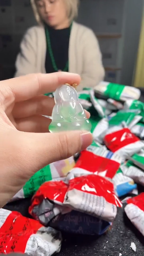 猛子收货（精美饰品）HFH2183