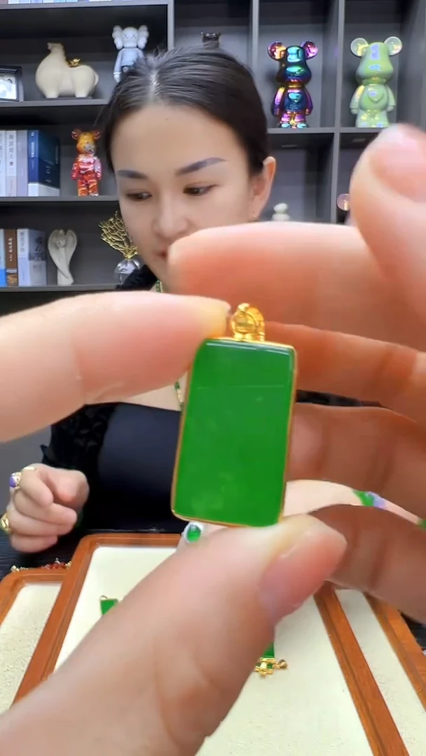 翡翠14K金镶嵌颈饰沉白diy劲饰