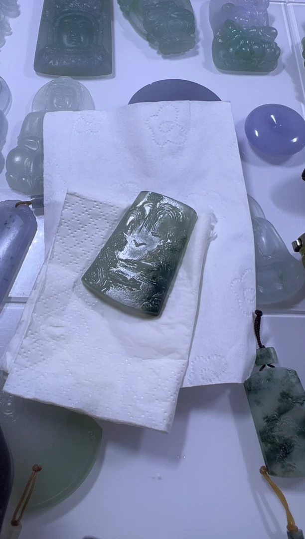 未镶嵌定制翡翠山水