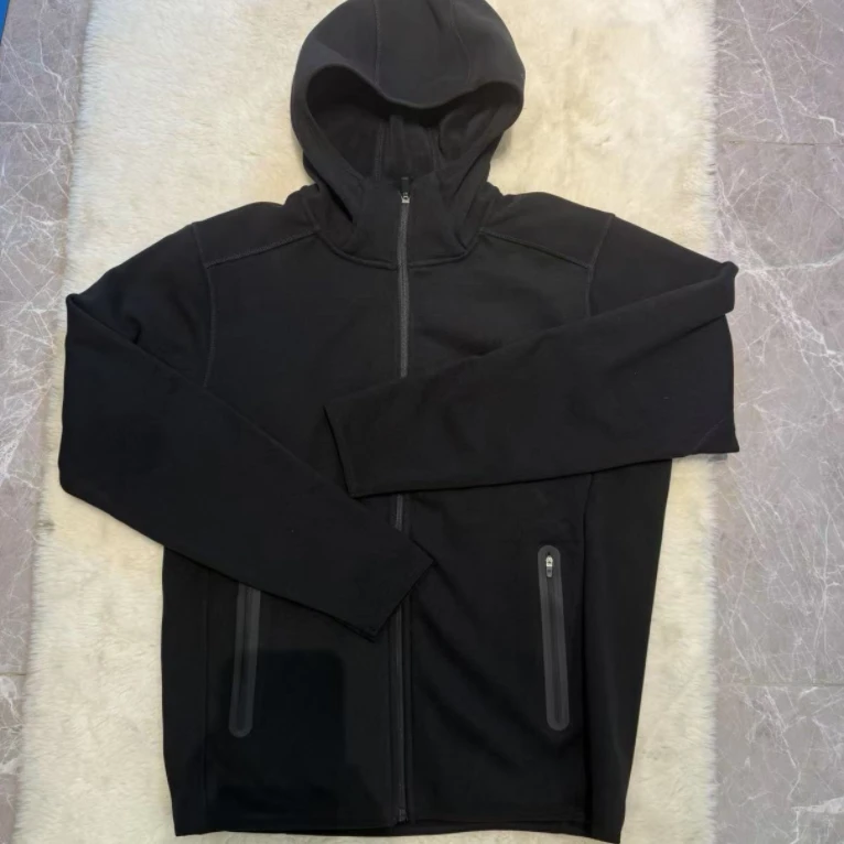 24款断码清加厚秋冬保暖男女款大树连帽外套