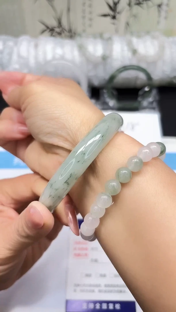 未镶嵌手镯石英质玉A52-63/64/65