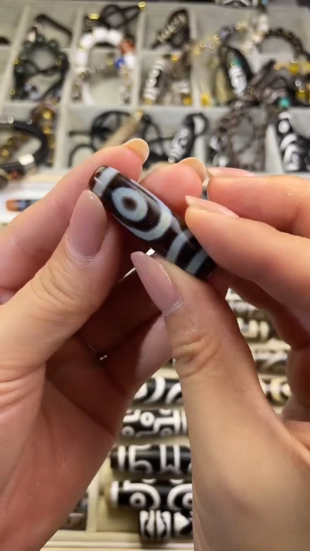 未镶嵌颈饰玛瑙/玉髓1