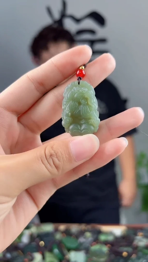 未镶嵌和田玉挂件拍一发一，多样性发货