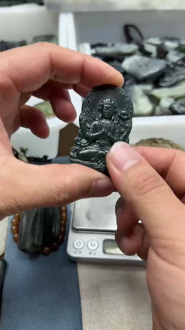 吊坠(不含链)未镶嵌和田玉1