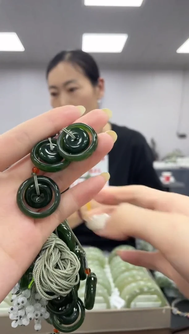 和田玉未镶嵌颈饰多样性拍一发一碧玉字母平安扣w