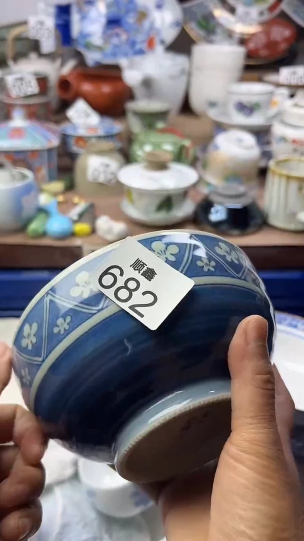 茗****》顺鑫工艺品店闪购