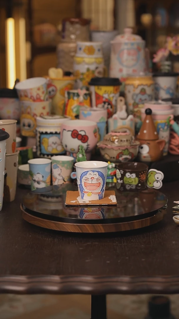 景德镇釉下彩绘设计师款式陶瓷