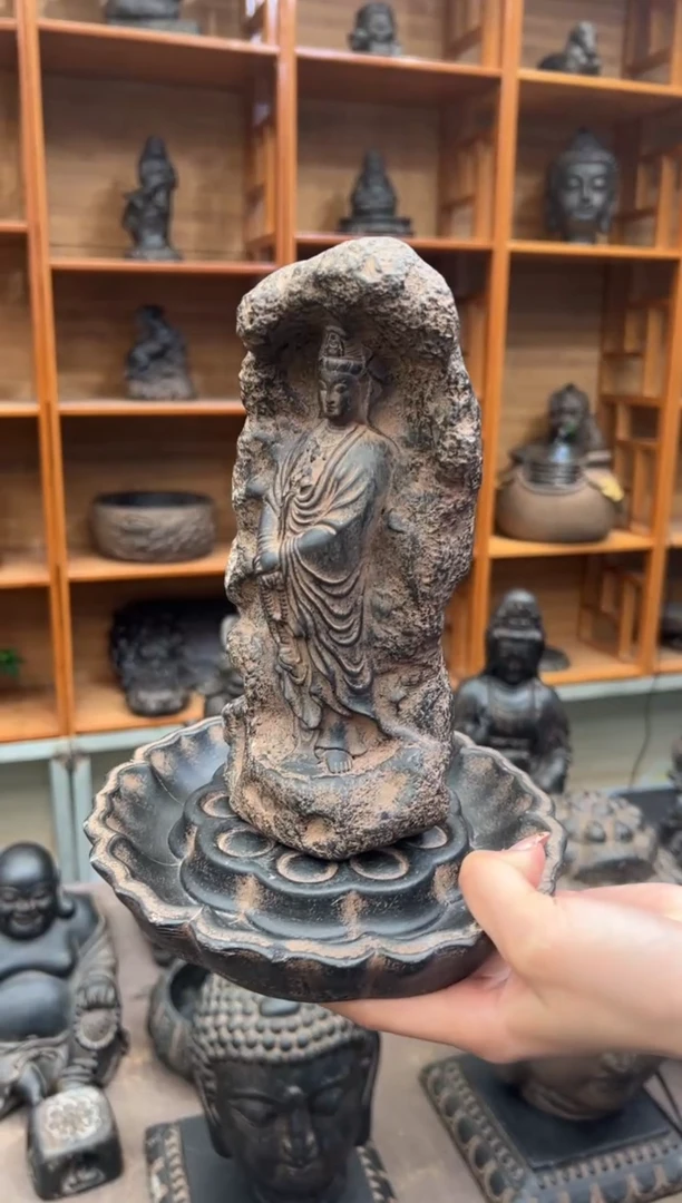 陶土普慈观音+莲蓬壶承