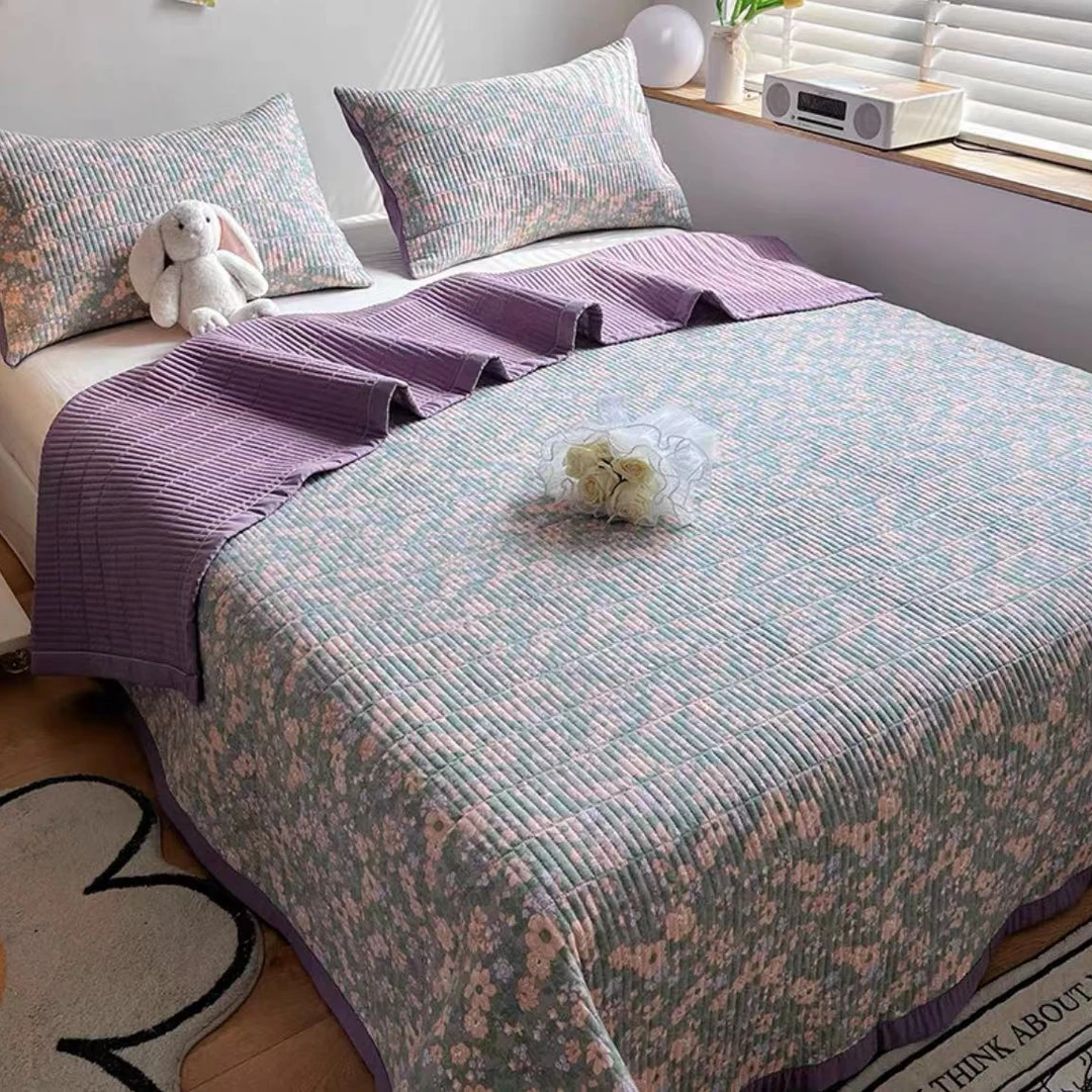 水洗加厚夹棉床盖--紫色花园200*230