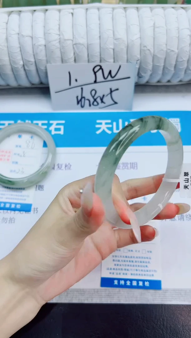 未镶嵌手镯石英质玉87/60
