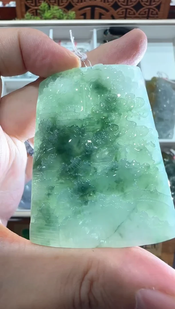 翡翠挂件未镶嵌A货翡翠多样性孤品