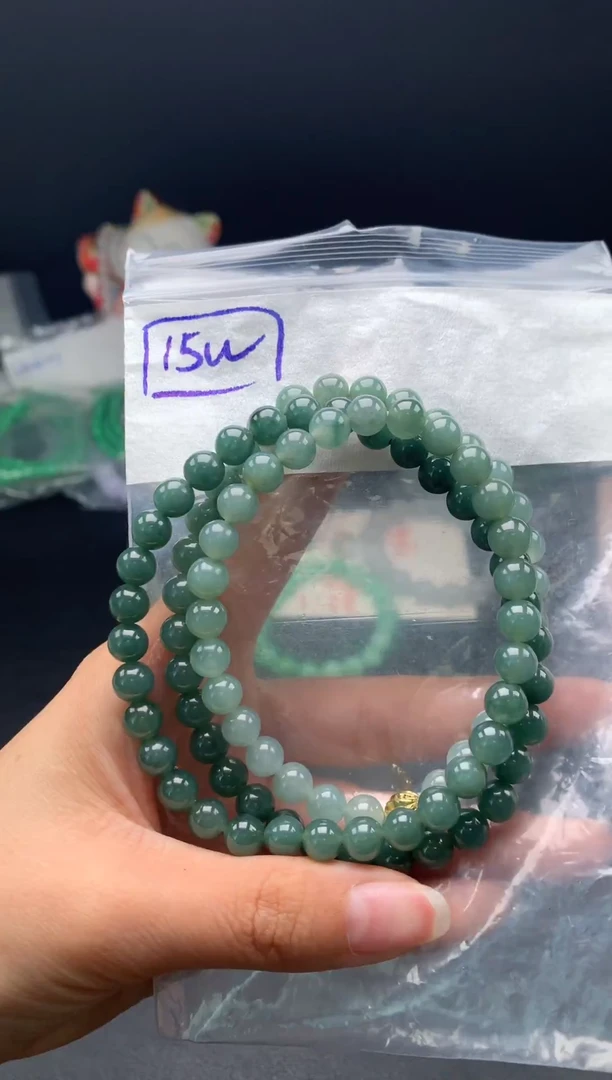 未镶嵌挂件翡翠10  卡7.3