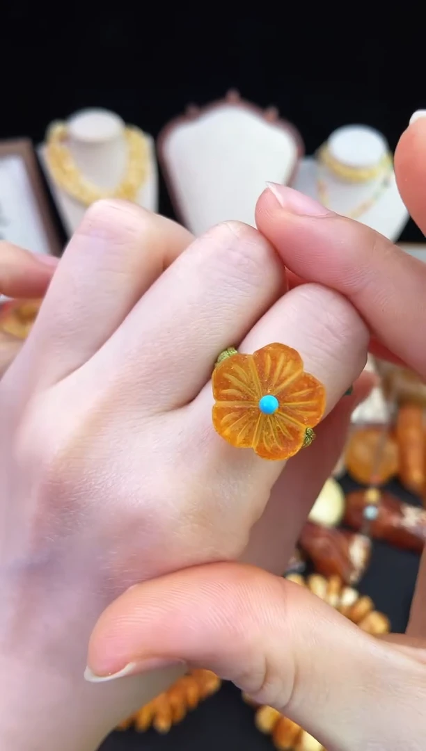 琥珀未镶嵌珠宝奇石柒月