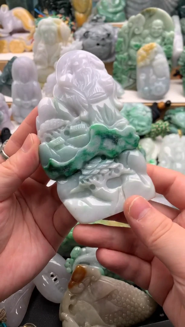 吊坠(不含链)未镶嵌翡翠1