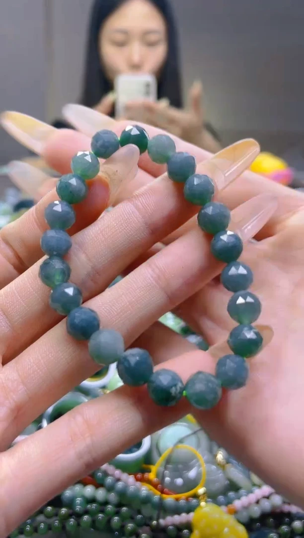 翡翠未镶嵌颈饰8MM/R/翡翠A货一图一物