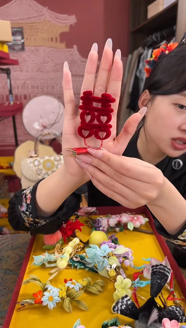 刺绣非遗绒花（发饰）