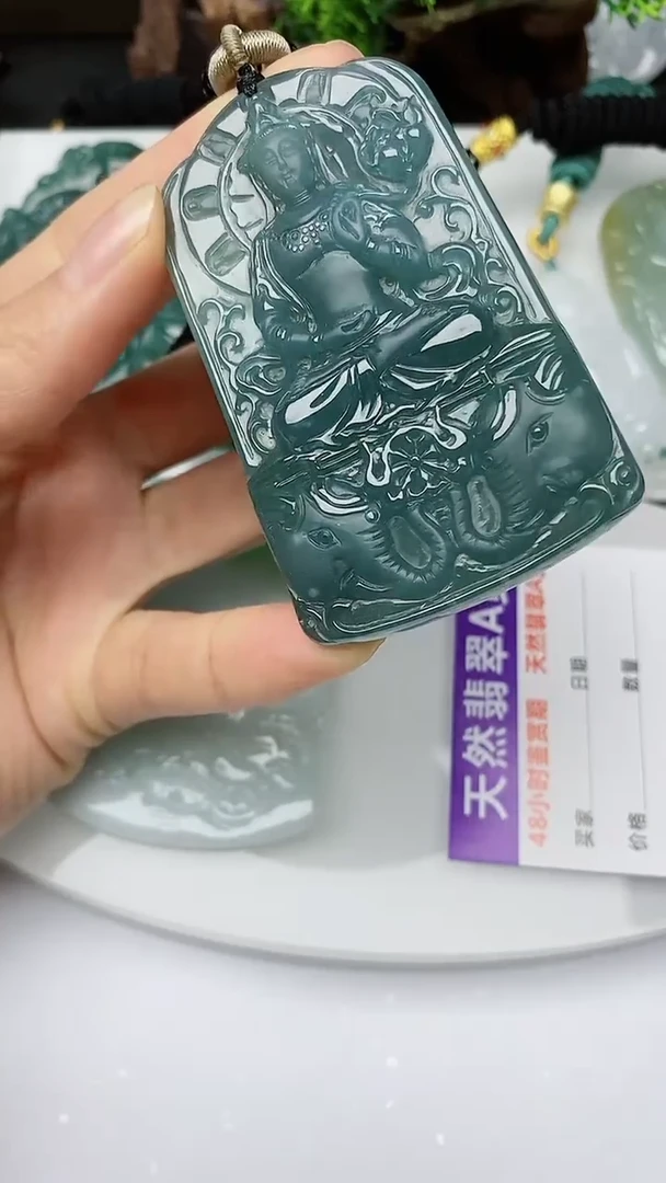 【闪购商品】翡翠颈饰未镶嵌