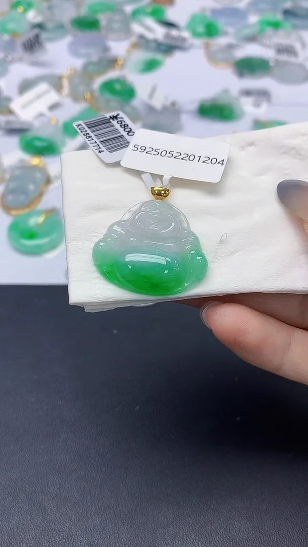 翡翠18K金镶嵌颈饰天然缅甸a货翡翠