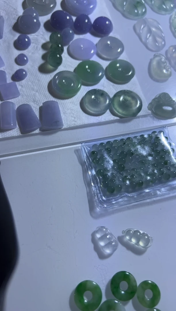 未镶嵌定制翡翠扣子