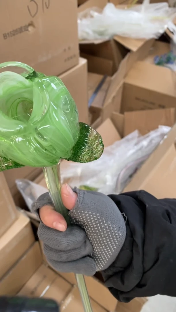 【闪购商品】玻璃140 M1