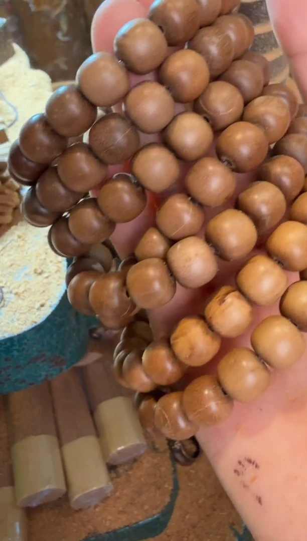 檀香木其他9x10微瑕单圈