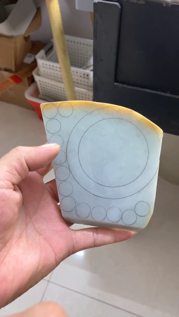 定制翡翠未镶嵌13颗珠子