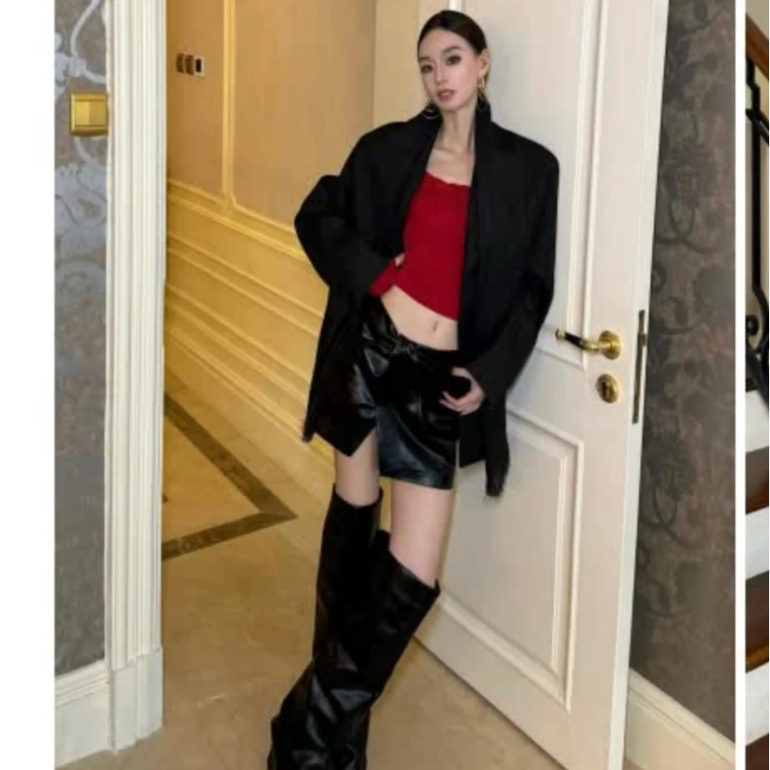 CNLEEWEI扭结超短皮裙25SS