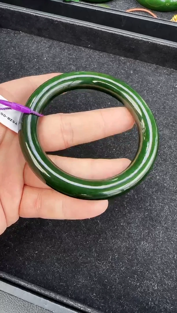 未镶嵌手镯和田玉59圈口