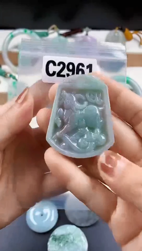 颈饰未镶嵌翡翠天然翡翠吊坠挂件