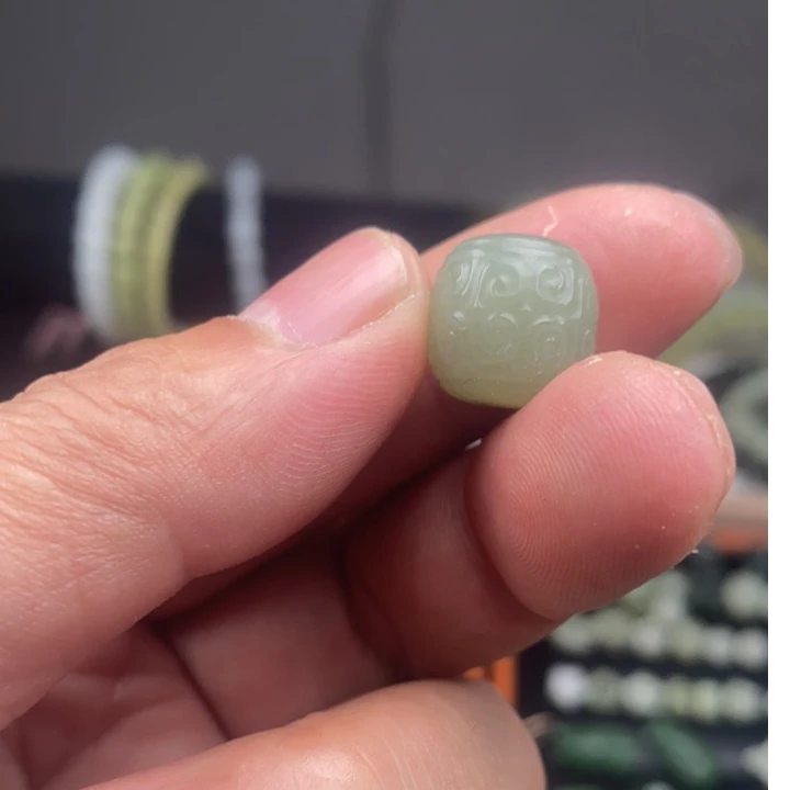 和田玉卡14毫米直径回纹珠子